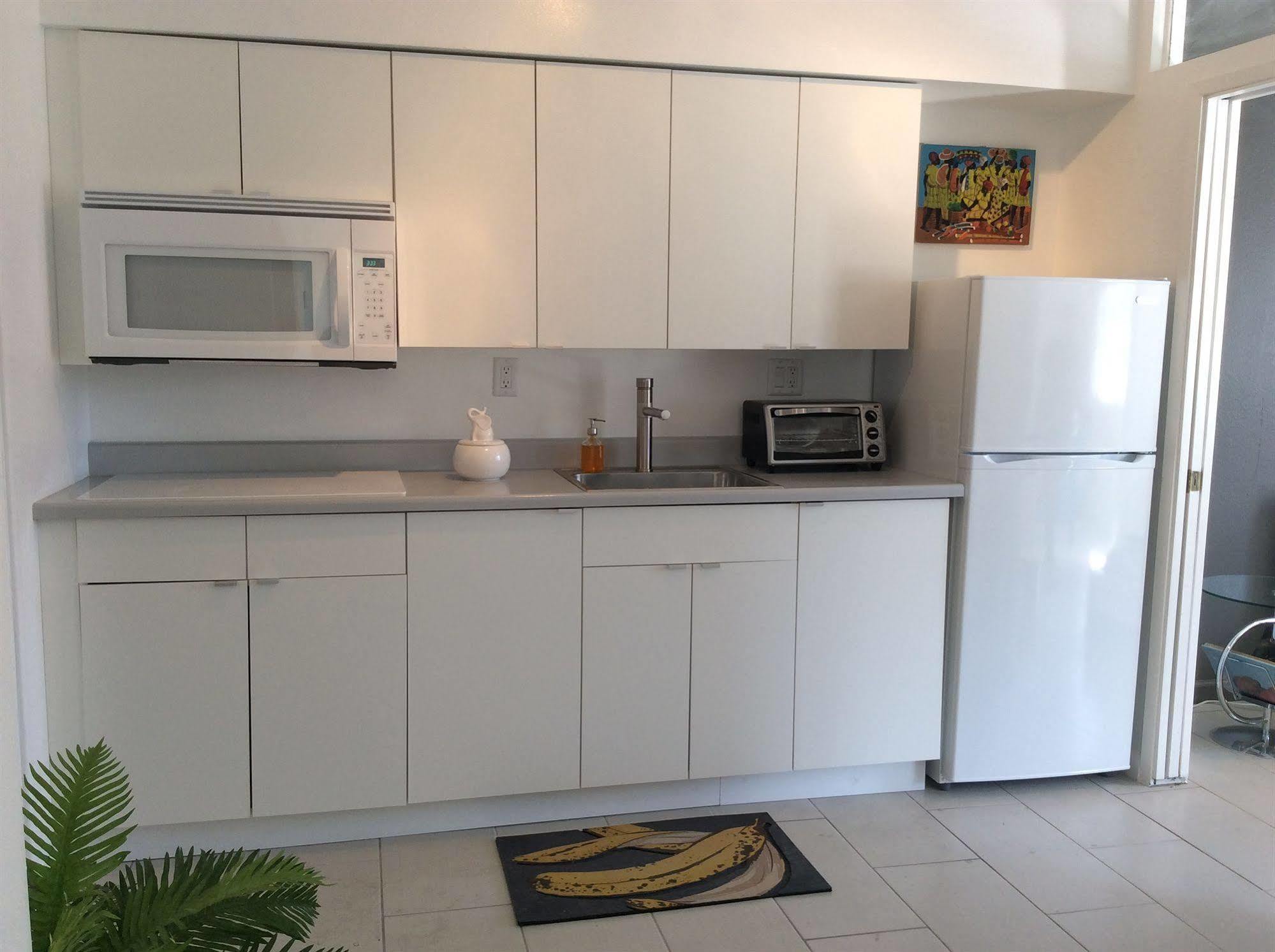 Modern Downtown Condo Palm Springs Extérieur photo